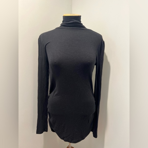 *3 piece Maternity bundle* EUC GAP Fall/Winter Tops S - Picture 7 of 9